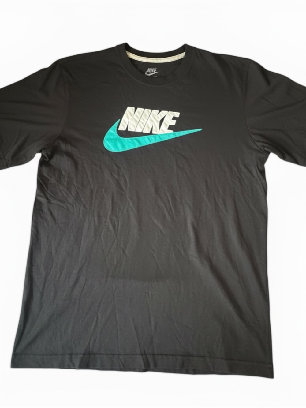 Nike Vintage Rare 2012 Embroidered Men’s Black T-Shirt Size Medium New With Tags